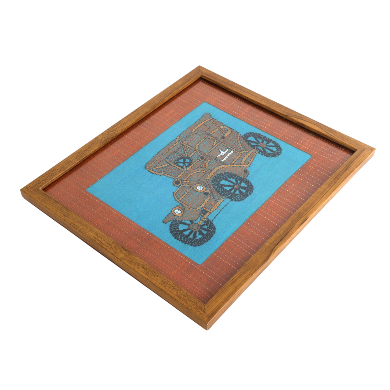 Vintage Car Embroidered Textile Wall Art – Handcrafted Retro Automobile Framed Décor